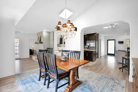 Dining - 1704 E Solano Dr, Phoenix, AZ 85016 photo 2 of 3