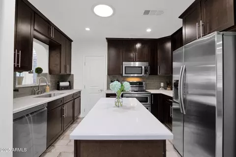 Kitchen - 1704 E Solano Dr, Phoenix, AZ 85016 photo 2 of 5