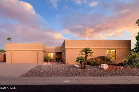 16817 N Beaver Valley Ct, Sun City, AZ 85351