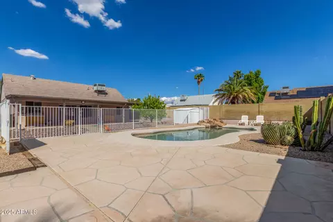 1041 E Wickieup Ln, Phoenix, AZ 85024 photo 20