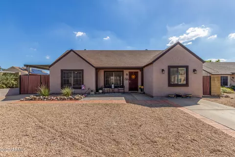 1041 E Wickieup Ln, Phoenix, AZ 85024