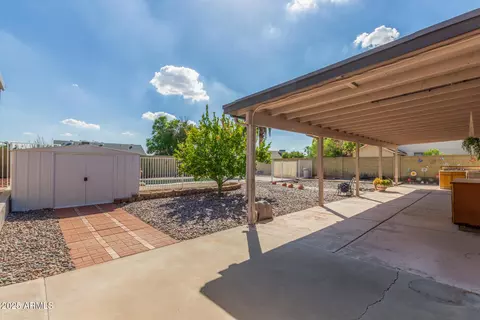1041 E Wickieup Ln, Phoenix, AZ 85024 photo 21