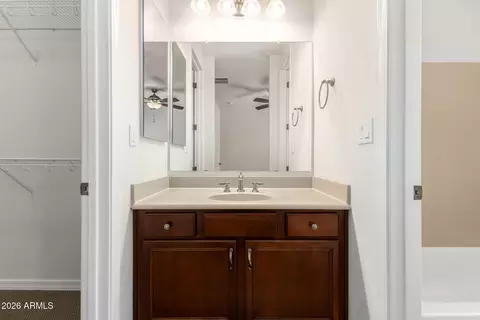 Bath - 2444 E Montecito Ave, Phoenix, AZ 85016 photo 6 of 7