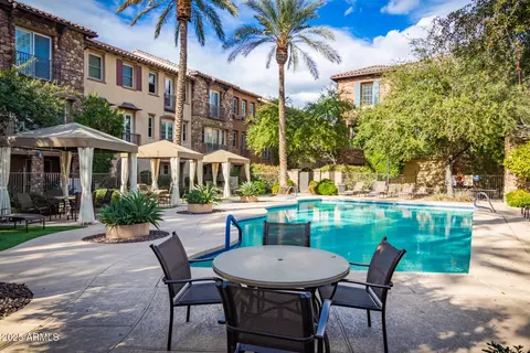 Exterior - 2444 E Montecito Ave, Phoenix, AZ 85016 photo 6 of 10