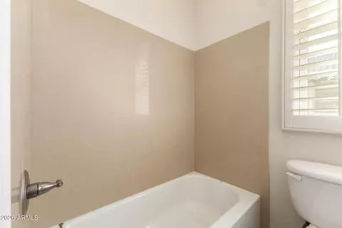 Bath - 2444 E Montecito Ave, Phoenix, AZ 85016 photo 7 of 7