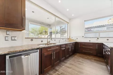 Kitchen - 7306 E Tyndall St, Mesa, AZ 85207 photo 2 of 3