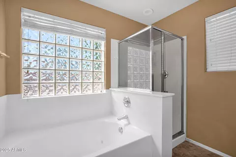 Bath - 3435 E Anika Ct, Gilbert, AZ 85298 photo 3 of 3
