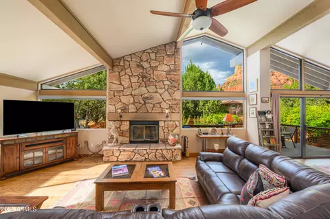 150 Fawn Dr, Sedona, AZ 86336