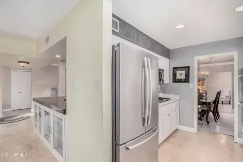 Entry Way - 2614 E Osborn Rd, Phoenix, AZ 85016 photo 1 of 3