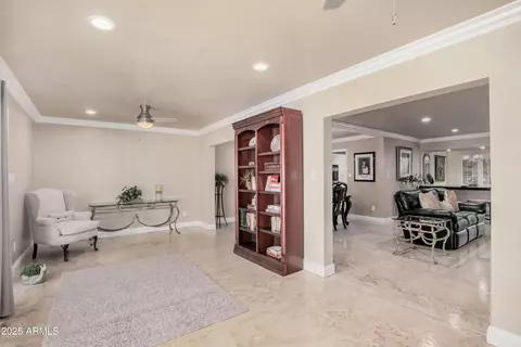 Entry Way - 2614 E Osborn Rd, Phoenix, AZ 85016 photo 2 of 3