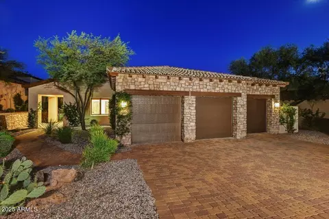 8083 E Greythorn Dr, Gold Canyon, AZ 85118