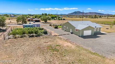 725 S Rd 1 -- W, Chino Valley, AZ 86323