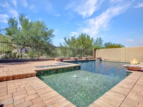 Exterior - 26318 N 56th Dr, Phoenix, AZ 85083 photo 10 of 19