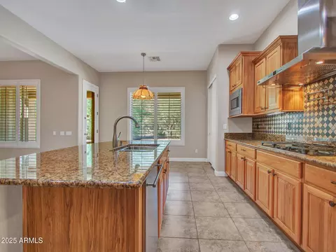 Kitchen - 26318 N 56th Dr, Phoenix, AZ 85083 photo 5 of 5