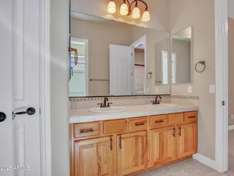 Bath - 26318 N 56th Dr, Phoenix, AZ 85083 photo 9 of 9