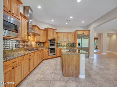 Kitchen - 26318 N 56th Dr, Phoenix, AZ 85083 photo 3 of 5