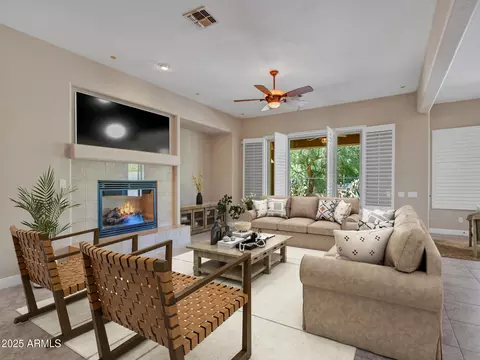 Living - 26318 N 56th Dr, Phoenix, AZ 85083 photo 6 of 7