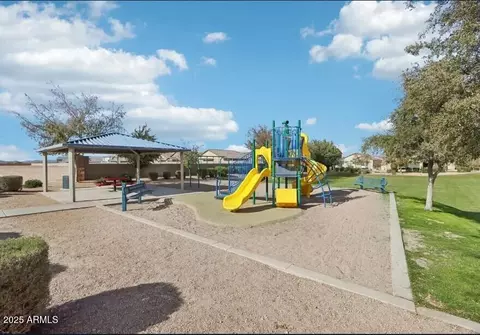 5573 E Iris Dr, Florence, AZ 85132 photo 6