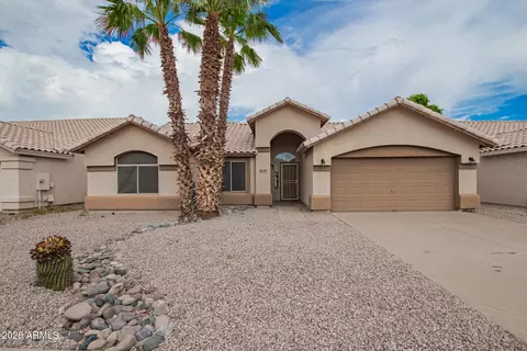 2336 E San Tan Dr, Gilbert, AZ 85296