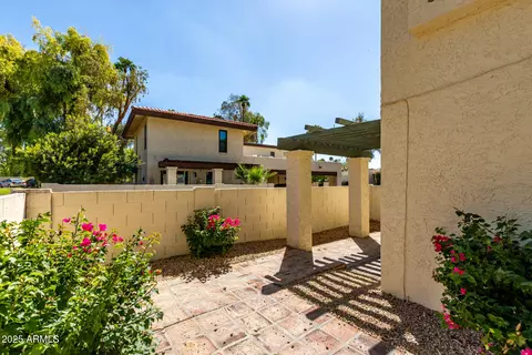 Exterior - 8635 S 48th St #3, Phoenix, AZ 85044 photo 3 of 5