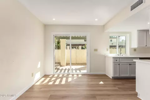 Dining - 8635 S 48th St #3, Phoenix, AZ 85044 photo 1 of 1