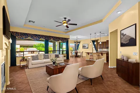 4598 E Blue Spruce Ln, Gilbert, AZ 85298 photo 4
