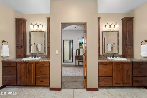 Bath - 6444 E Quail Hideaway Ln, Apache Junction, AZ 85119 photo 1 of 8