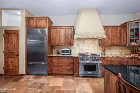Kitchen - 6444 E Quail Hideaway Ln, Apache Junction, AZ 85119 photo 5 of 7