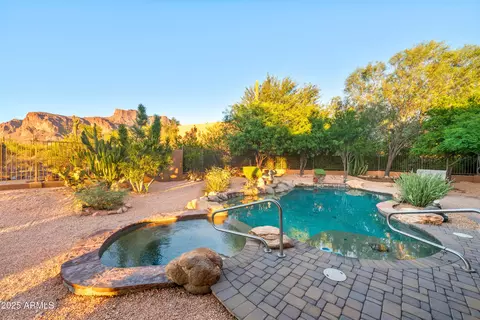 Exterior - 6444 E Quail Hideaway Ln, Apache Junction, AZ 85119 photo 4 of 20
