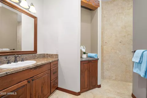 Bath - 6444 E Quail Hideaway Ln, Apache Junction, AZ 85119 photo 5 of 8