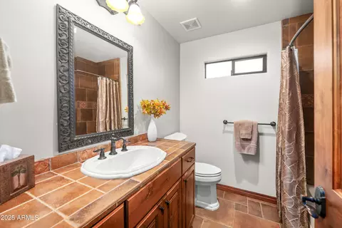 Bath - 6444 E Quail Hideaway Ln, Apache Junction, AZ 85119 photo 7 of 8