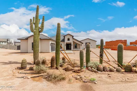 1631 N 106th Way, Mesa, AZ 85207