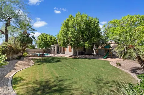 Exterior - 233 W Leah Ave, Gilbert, AZ 85233 photo 4 of 6