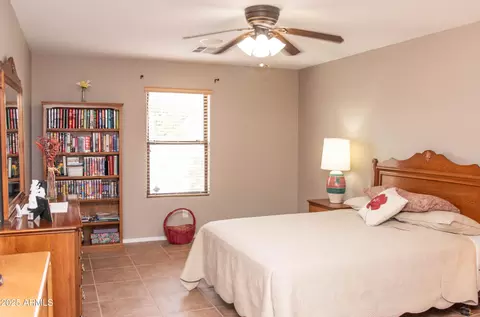 Bedroom - 2101 S Meridian Rd #176, Apache Junction, AZ 85120 photo 3 of 4