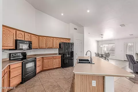 8479 W Berridge Ln, Glendale, AZ 85305
