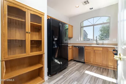 Kitchen - 9902 E Florian Ave, Mesa, AZ 85208 photo 2 of 2