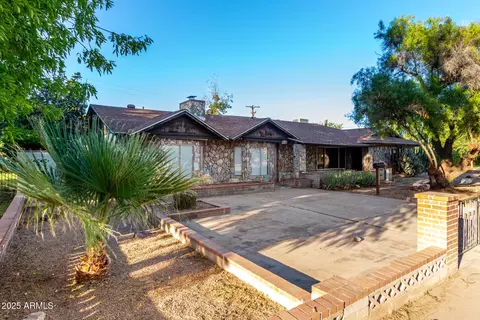 344 E Aepli Dr, Tempe, AZ 85282 photo 3