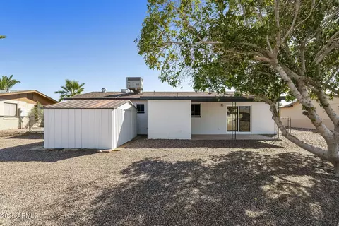Exterior - 1346 S Main Dr, Apache Junction, AZ 85120 photo 7 of 8