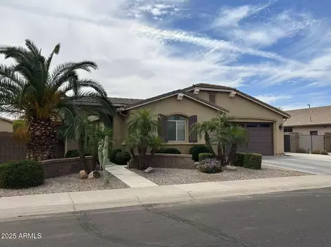 Exterior - 2585 E Carob Dr, Gilbert, AZ 85298 photo 12 of 23