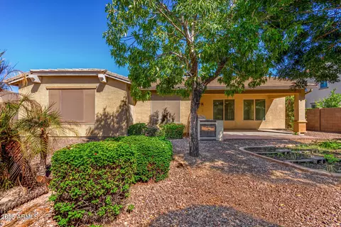 Exterior - 2585 E Carob Dr, Gilbert, AZ 85298 photo 9 of 23