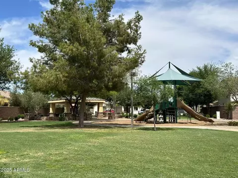 Exterior - 2585 E Carob Dr, Gilbert, AZ 85298 photo 16 of 23