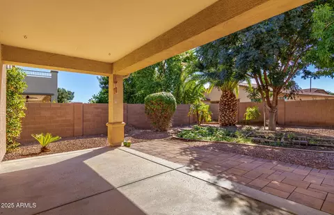 Exterior - 2585 E Carob Dr, Gilbert, AZ 85298 photo 7 of 23