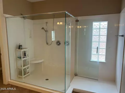 Bath - 2585 E Carob Dr, Gilbert, AZ 85298 photo 5 of 6