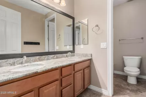 Bath - 2585 E Carob Dr, Gilbert, AZ 85298 photo 2 of 6