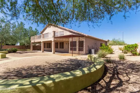Exterior - 1741 E Ross Ave E, Phoenix, AZ 85024 photo 5 of 8