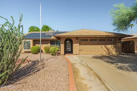 3530 E Anderson Dr, Phoenix, AZ 85032