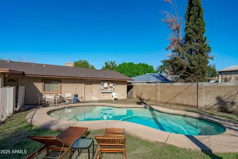 Exterior - 619 N Date St, Mesa, AZ 85201 photo 5 of 12