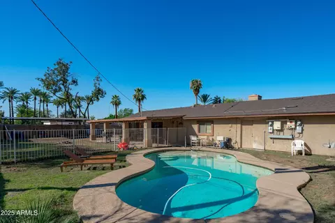 Exterior - 619 N Date St, Mesa, AZ 85201 photo 3 of 12
