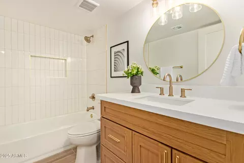 Bath - 4201 E Camelback Rd #28, Phoenix, AZ 85018 photo 2 of 2