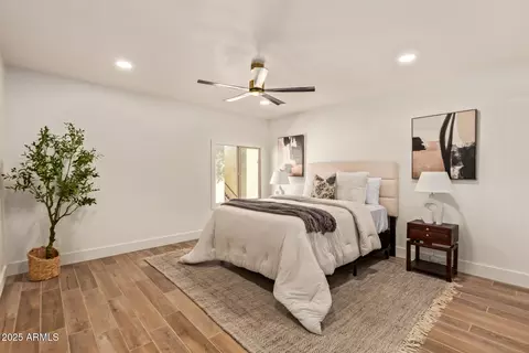 Bedroom - 4201 E Camelback Rd #28, Phoenix, AZ 85018 photo 1 of 2